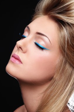 Blue eyeliner clipart