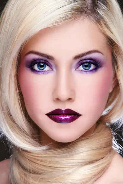 Fioletowy makijaż — Zdjęcie stockowe