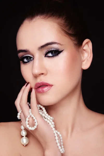 Beauty with pearls — Stock Photo, Image