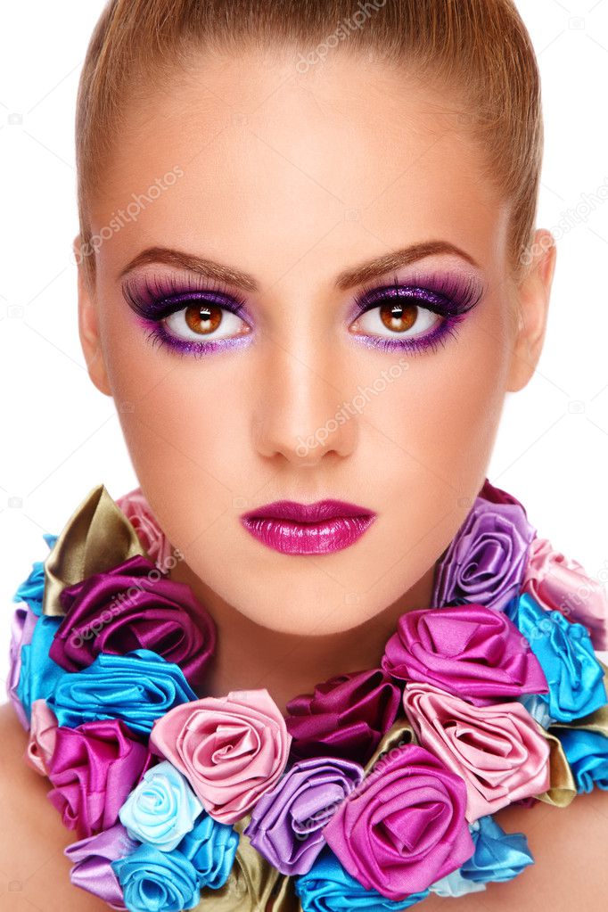 Violet make-up
