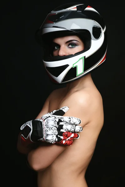 Femme en casque de motard — Photo