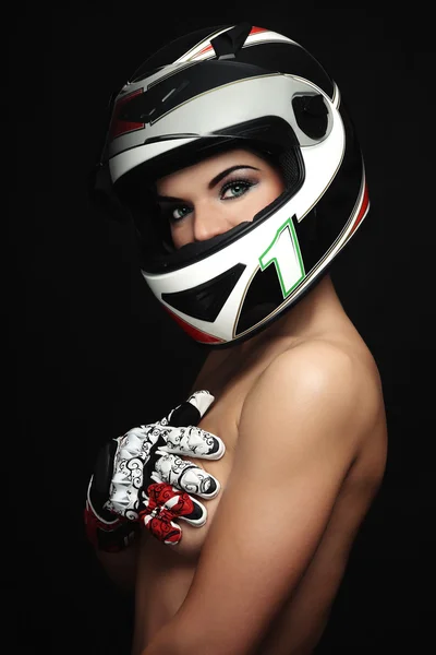 Mulher no capacete motociclista — Fotografia de Stock