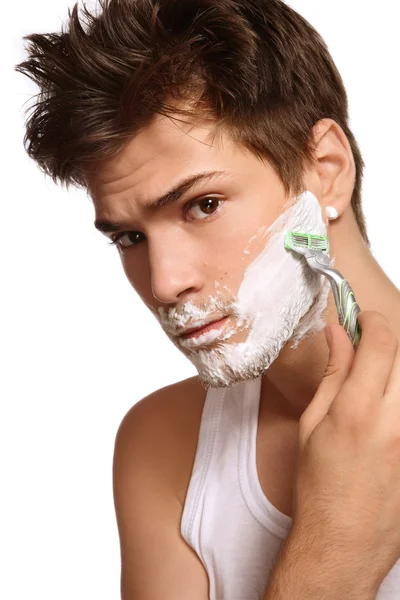 剃须的男人 — 图库照片