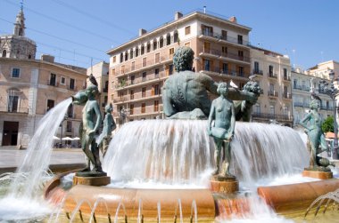 Turia Fountain clipart