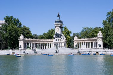 Retiro Parkı