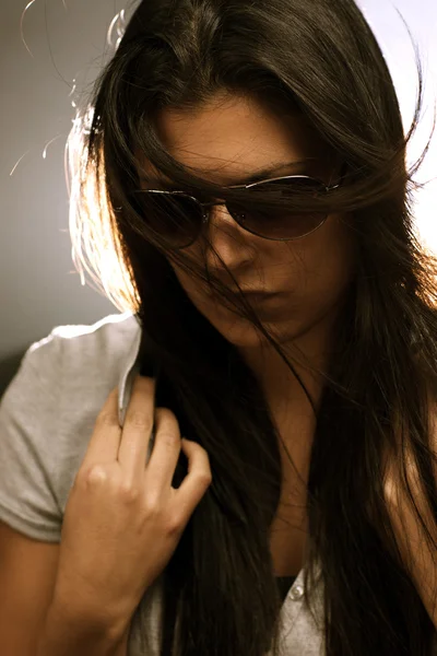 Beautiful Brunette woman in sunglasses — Stock Photo, Image