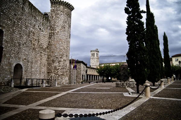 Torijas Castle in Spain , defense tower — Stock Photo, Image