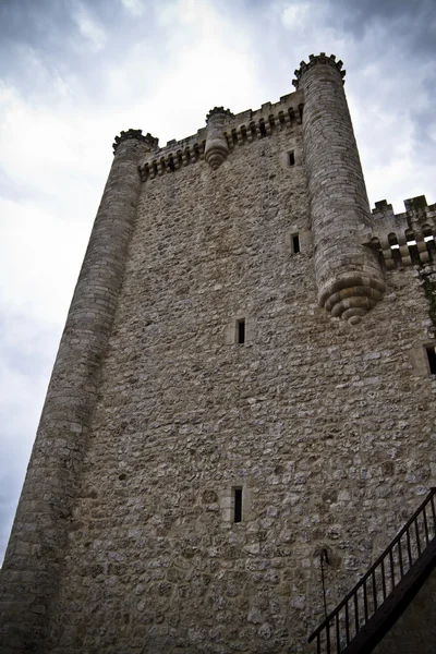 Замок Торихас в Испании, оборонная башня — стоковое фото