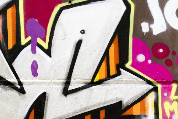 Graffiti op een muur gespoten — Stockfoto