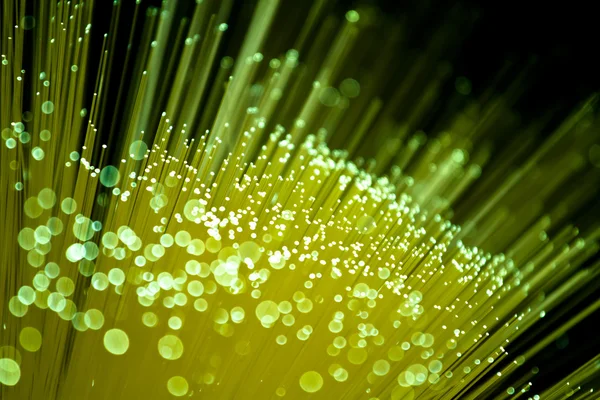 Cierre de fibra óptica, tecnología moderna de comunicación por computadora — Foto de Stock