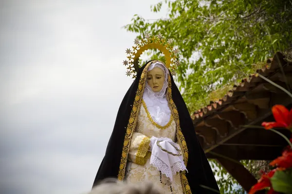 Célébration typique de Pâques en espagnol procession du christ de m — Photo