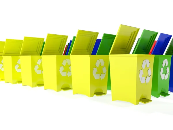 Reciclar contenedores en amarillo, verde, azul y rojo —  Fotos de Stock