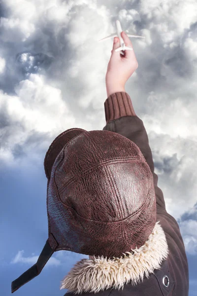 Mama, ich will professioneller Pilot werden, wenn ich älter bin — Stockfoto