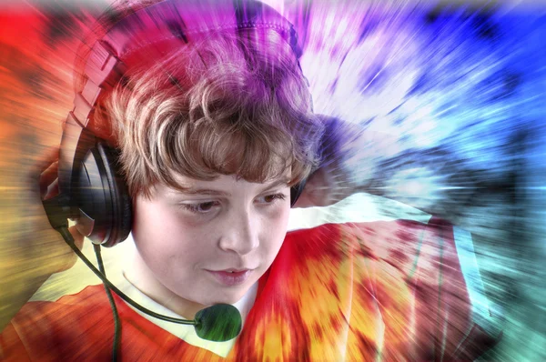 Crianças ouvindo música — Fotografia de Stock