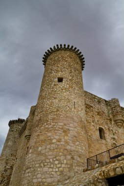 İspanya, ortaçağ kale torija