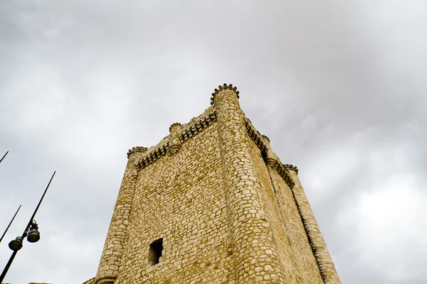Замок Тория в Испании, средневековое здание — стоковое фото