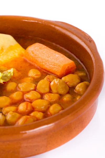 马德里西班牙食品陶罐上炖煮的食物 — 图库照片