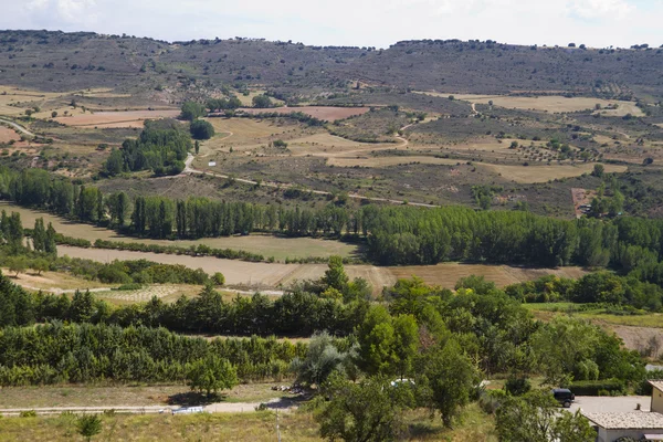 Vista ao longo do rio Tajo, com campos. Espanha — Fotografia de Stock