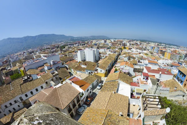 Typical Spanish village with white walls and red roofs — Stock Photo, Image
