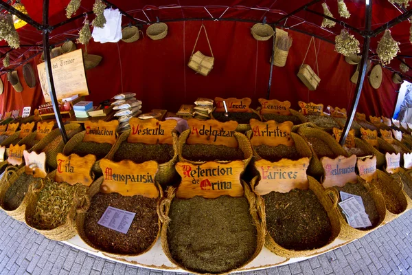 Street vendor of medicinal herbs — Stock Photo, Image