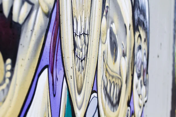 Рисунки на стене, сегмент граффити — стоковое фото