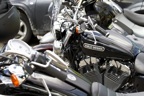 Side view of a custom motorcycle engine — Stock Photo, Image