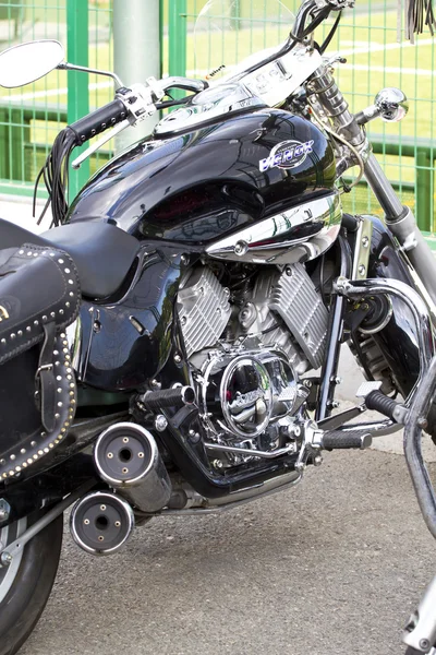 Sidovy över en anpassad motorcykelmotor — Stockfoto