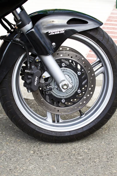 Колесо мотоцикла — стоковое фото