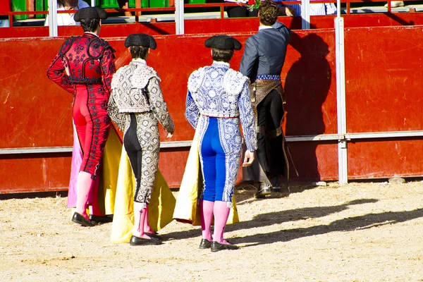 Disfraces de toreros de grupo —  Fotos de Stock