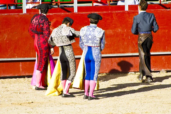 Disfraces de toreros de grupo — Foto de Stock