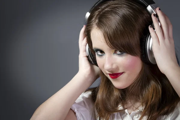 Beautiful Girl listening music — Stock Photo, Image