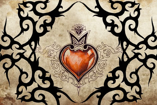 Design d'art de tatouage, tribal avec coeur rouge — Photo