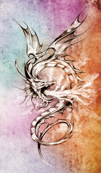 Schizzo di arte del tatuaggio, elegante illustrazione del drago su colorato — Foto Stock