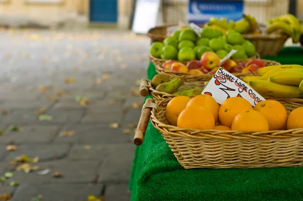 Autumn market stall — Stock Photo, Image