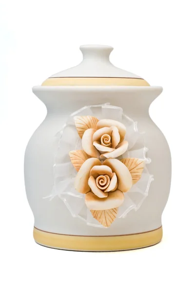 Flores de barro em jarra de cerâmica — Fotografia de Stock