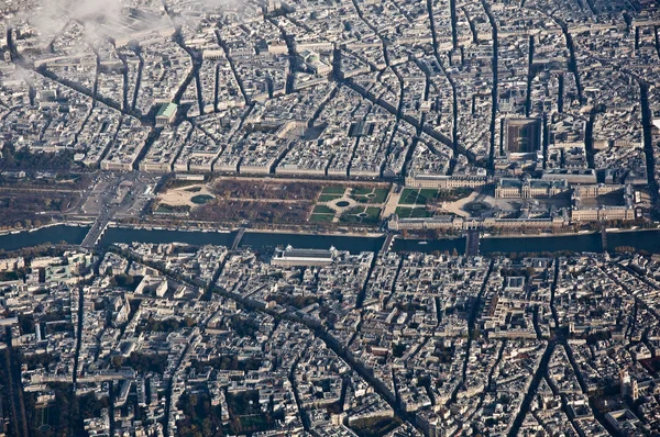 Louvre aerial shot — Stock Photo, Image