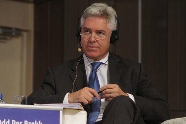 tek başına brekk