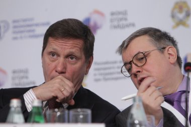 Alexander zhukov ve yaroslav kuzminov