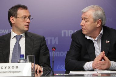 Mikhail sukhov ve anatoly aksakov