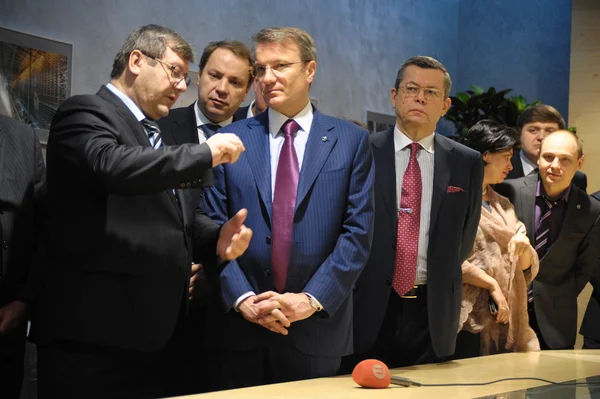 Andrey artizov, Alman gref ve stanislav kuznetsov