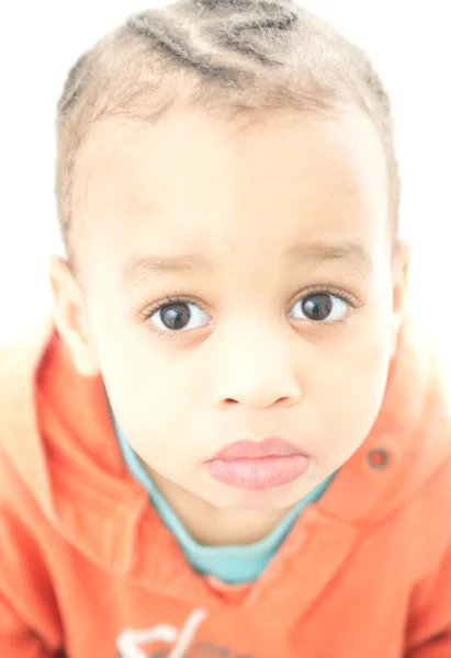 Enfant afro-américain avec tresse noire et bébé métisse — Photo