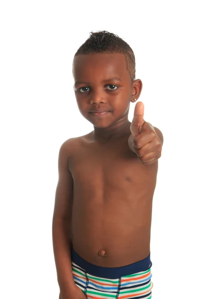Bambino afroamericano senza maglietta capelli ricci neri isolati — Foto Stock