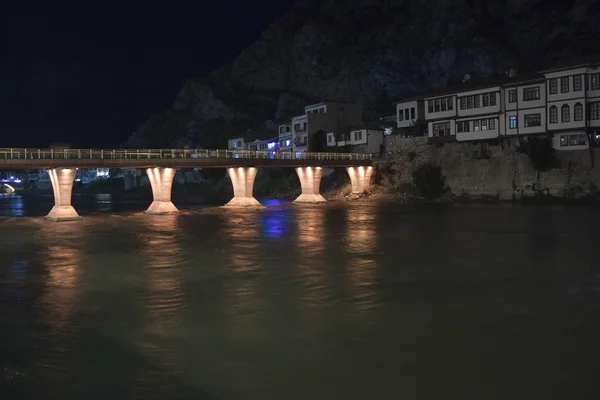 Amasya içinde köprü — Stok fotoğraf