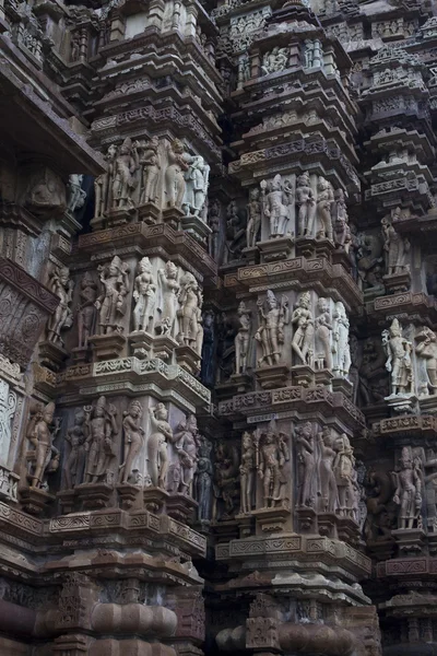 Dettaglio di intaglio su un tempio a Khajuraho — Foto Stock
