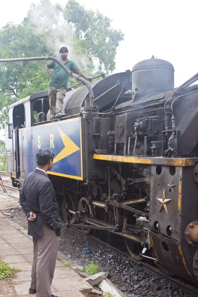 stock image Preparation of steam engine for a ride