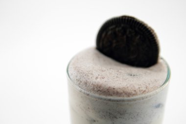 çikolatalı milkshake yakın çekim