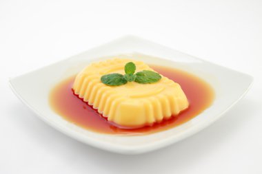 Isolated passion fruit flan clipart