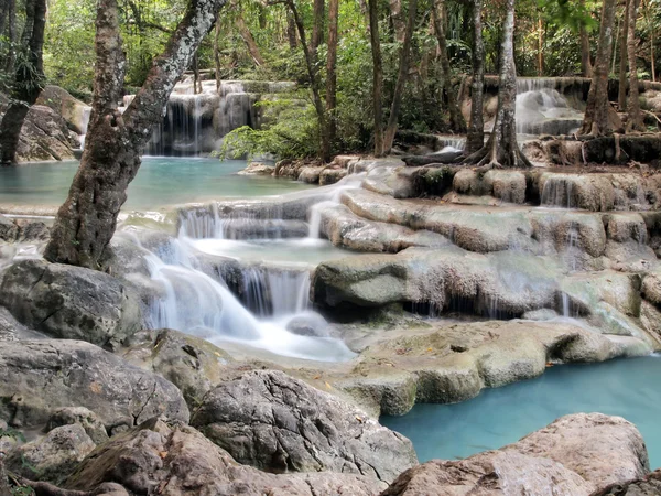 瀑布在泰国的北碧府 — 图库照片