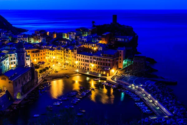 Medieval Village of Vernazza in the Morning, Cinque Terre — Stock Photo, Image