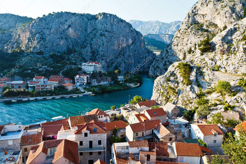 Panorama of Old Pirate Town of Omis in Croatia — Stock Photo © anshar ...